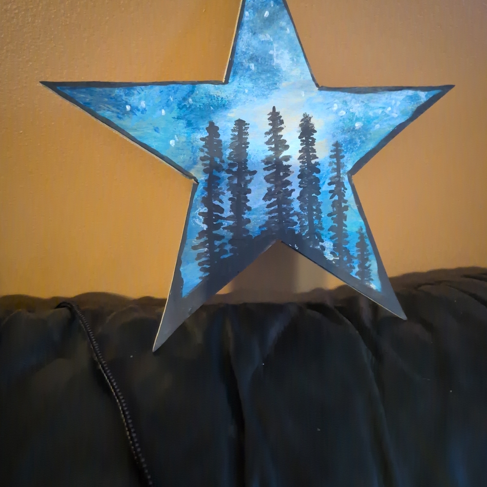 Blue Star Wall Decor with Forest Design